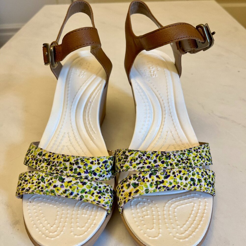 Crocs Leigh wedge sandals